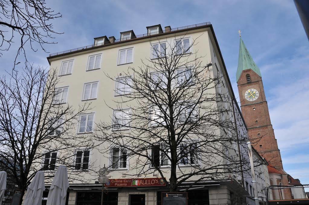 فندق ميونيخفي  Der Tannenbaum المظهر الخارجي الصورة